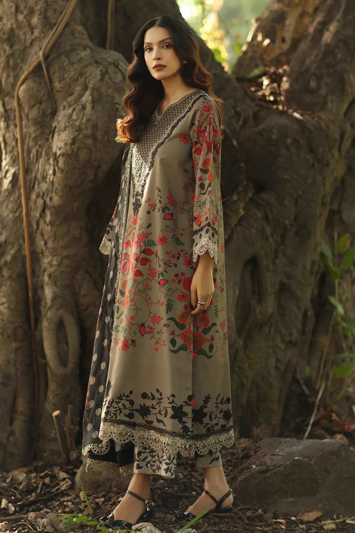 3-PC Unstitched Embroidered Linen Collection