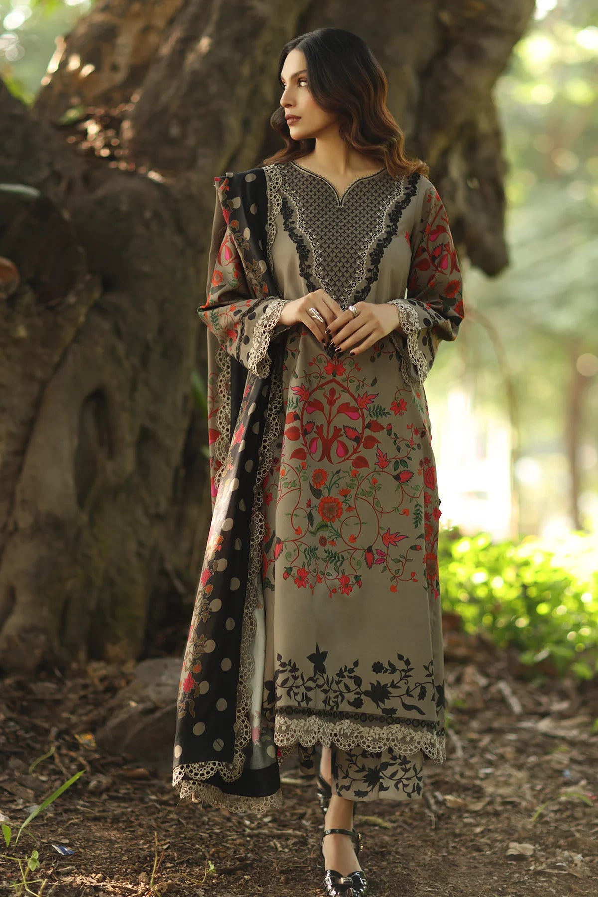 3-PC Unstitched Embroidered Linen Collection