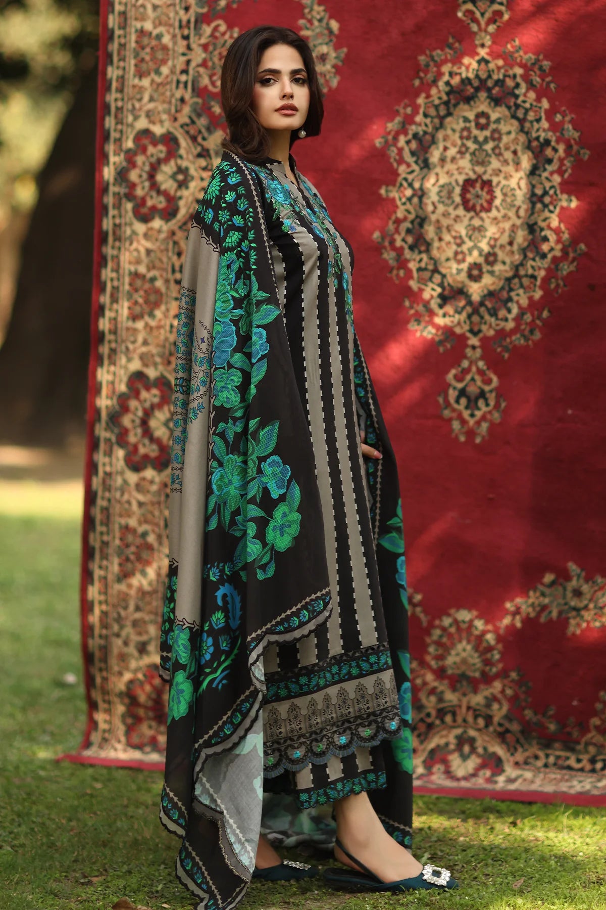 3-PC Unstitched Embroidered Linen Collection