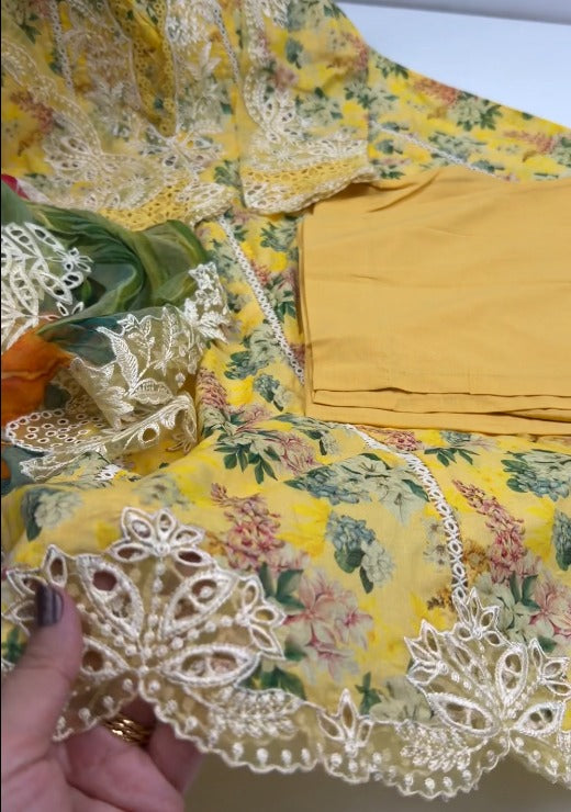 Stitched UnStitched 2PC & 3PC Premium Emb Lawn